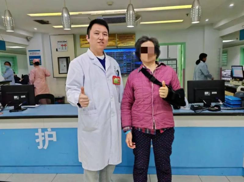 【中心医院·医者红】multilock髓内钉:肱骨近段骨折治疗的微创利器 【中心医院·医者红】multilock髓内钉:肱骨近段骨折治疗的微创利器