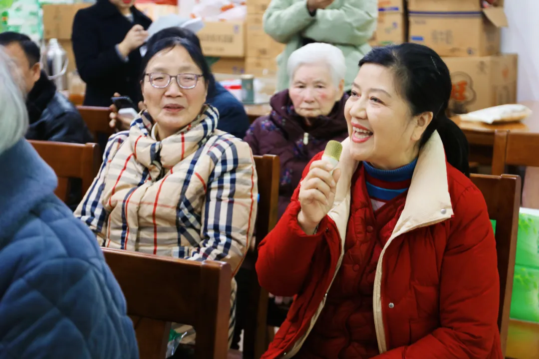 暖心系桑榆 健康迎新春——湘潭县法院邀请退休老干部“回家”团圆 暖心系桑榆 健康迎新春——湘潭县法院邀请退休老干部“回家”团圆
