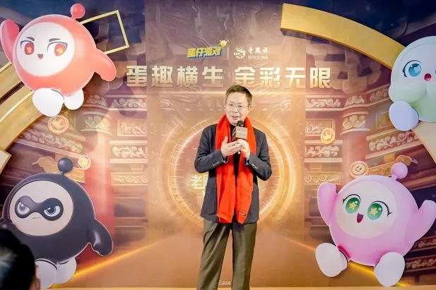 传统奢华与现代萌趣的激情碰撞，商业联动还能这么玩