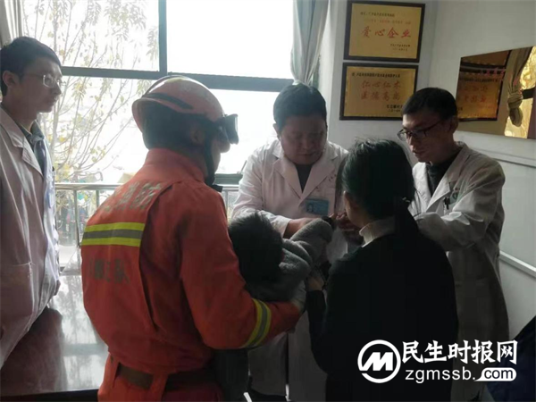 以医治病以德服人，医者仁心人间真情