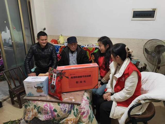 #百倍用心 十分满意#【最暖冬日,最暖人心】 #百倍用心 十分满意#【最暖冬日,最暖人心】