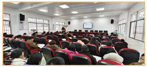 湘潭县教师进修学校“莲乡精品课程莲乡行”公益送课活动走进中路铺镇中心小学 湘潭县教师进修学校“莲乡精品课程莲乡行”公益送课活动走进中路铺镇中心小学
