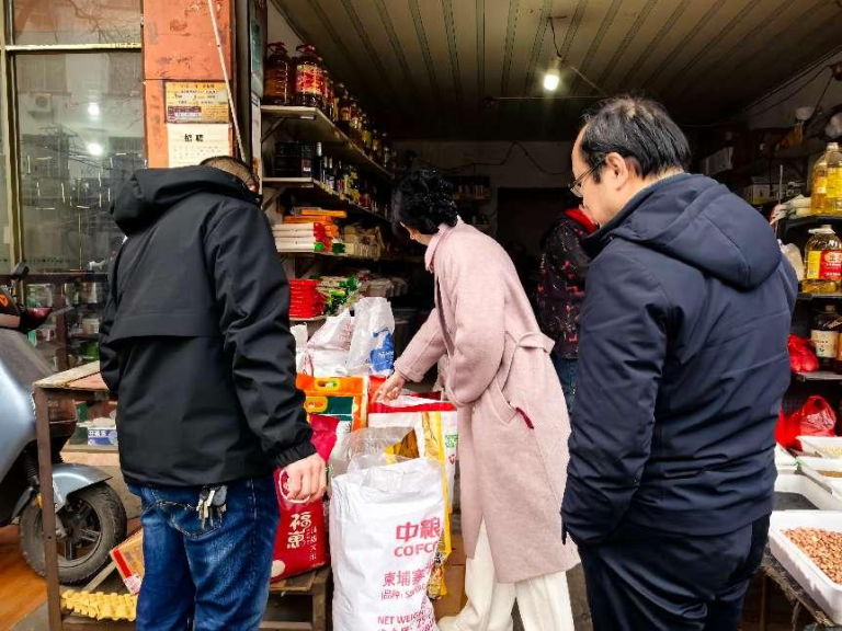 【清廉学校建设】开学第一餐:“食”刻守护 【清廉学校建设】开学第一餐:“食”刻守护