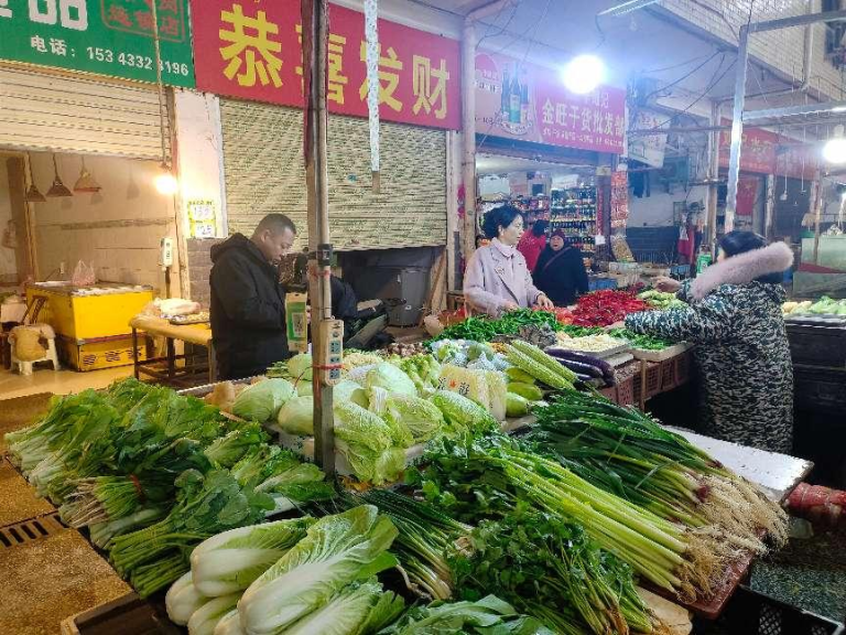 【清廉学校建设】开学第一餐:“食”刻守护 【清廉学校建设】开学第一餐:“食”刻守护