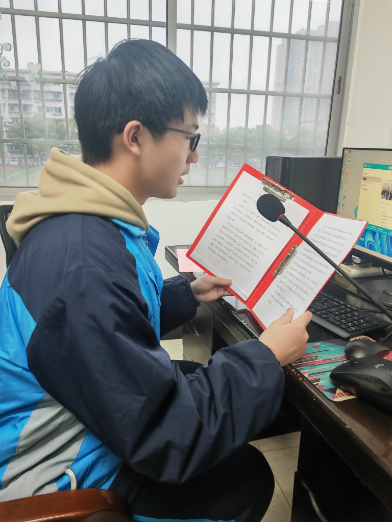灵蛇迎春启新篇 青春壮志正当行——湘机中学举行2025年春季开学典礼 灵蛇迎春启新篇 青春壮志正当行——湘机中学举行2025年春季开学典礼