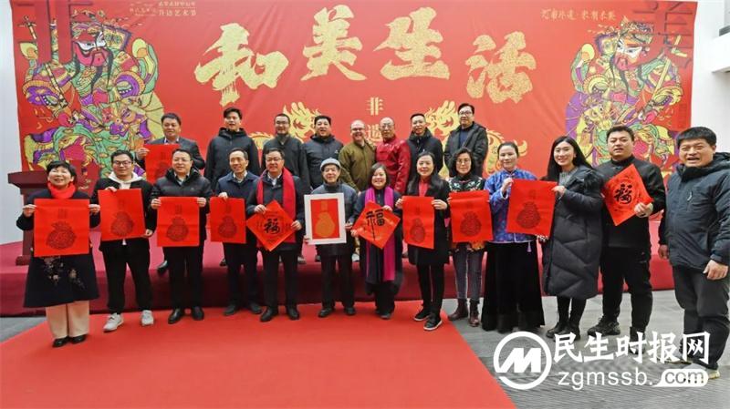 省文化和旅游厅党组书记、厅长黄东升参观考察“和美生活·非遗美学艺术展”