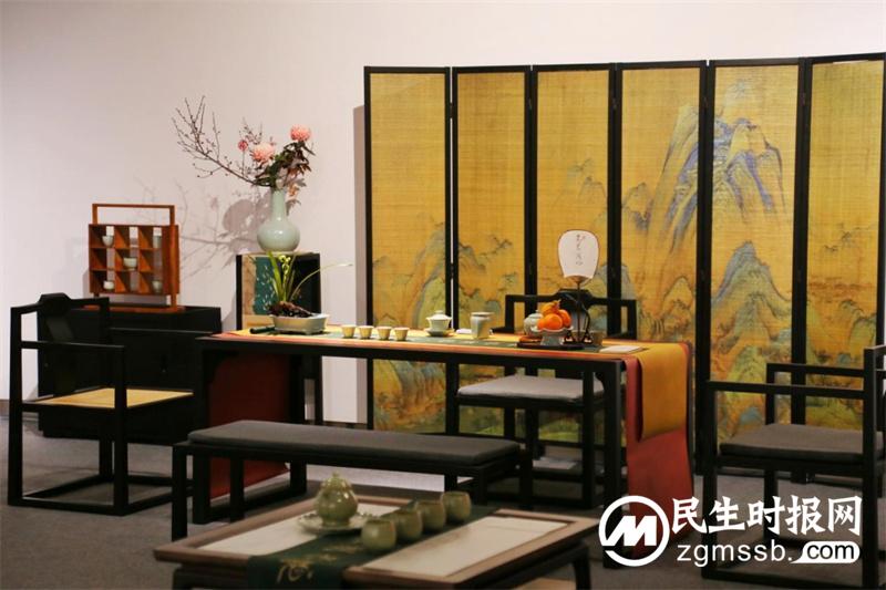 省文化和旅游厅党组书记、厅长黄东升参观考察“和美生活·非遗美学艺术展”