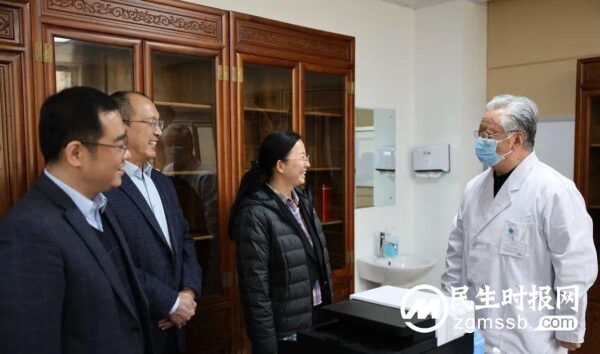 邯郸市卫健委主任李小静莅临邯郸明仁医院调研指导工作