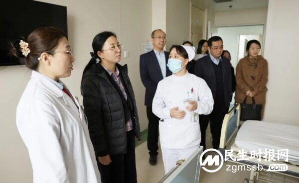 邯郸市卫健委主任李小静莅临邯郸明仁医院调研指导工作