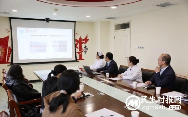 邯郸市卫健委主任李小静莅临邯郸明仁医院调研指导工作