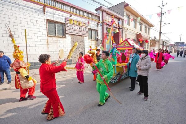 民俗盛宴！冀南新区闫浅村“耍旱船”活动盛大启航