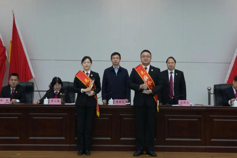 湘潭中院召开全市法院院长会议暨党风廉政建设工作会议 湘潭中院召开全市法院院长会议暨党风廉政建设工作会议