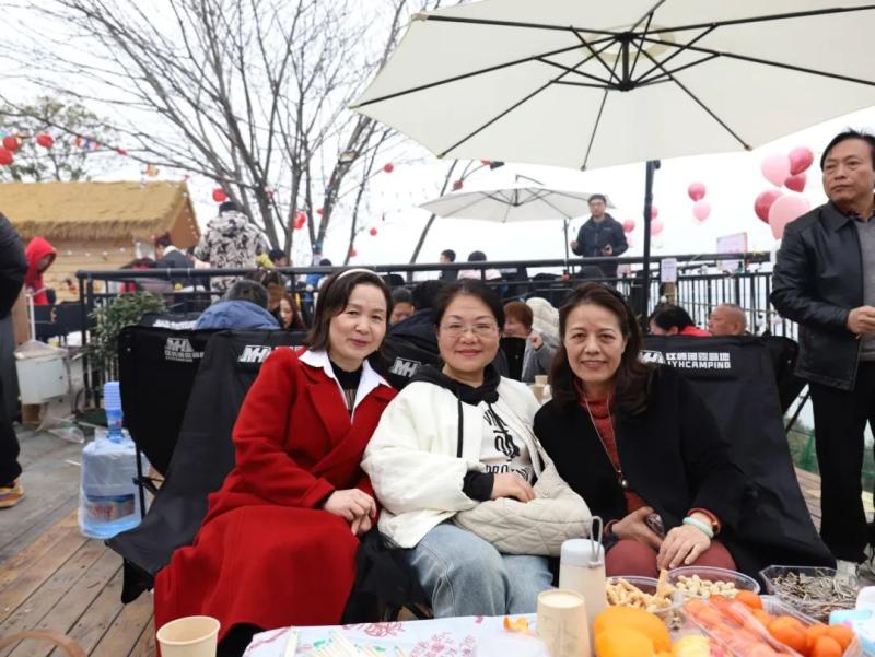 春日悦游 共赴美好—— 湘潭市中医医院举办2025年“三八”国际妇女节春游活动 春日悦游 共赴美好—— 湘潭市中医医院举办2025年“三八”国际妇女节春游活动
