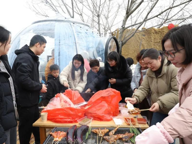 春日悦游 共赴美好—— 湘潭市中医医院举办2025年“三八”国际妇女节春游活动 春日悦游 共赴美好—— 湘潭市中医医院举办2025年“三八”国际妇女节春游活动