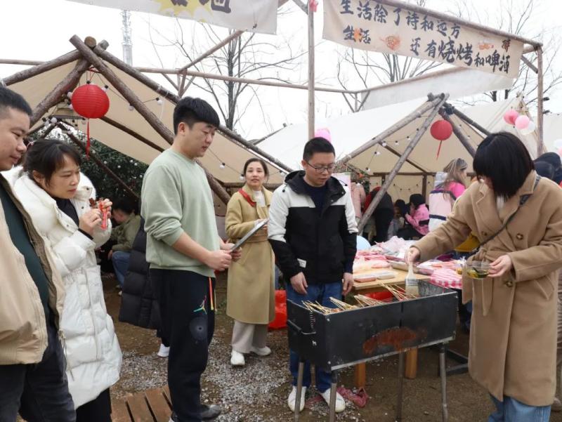 春日悦游 共赴美好—— 湘潭市中医医院举办2025年“三八”国际妇女节春游活动 春日悦游 共赴美好—— 湘潭市中医医院举办2025年“三八”国际妇女节春游活动