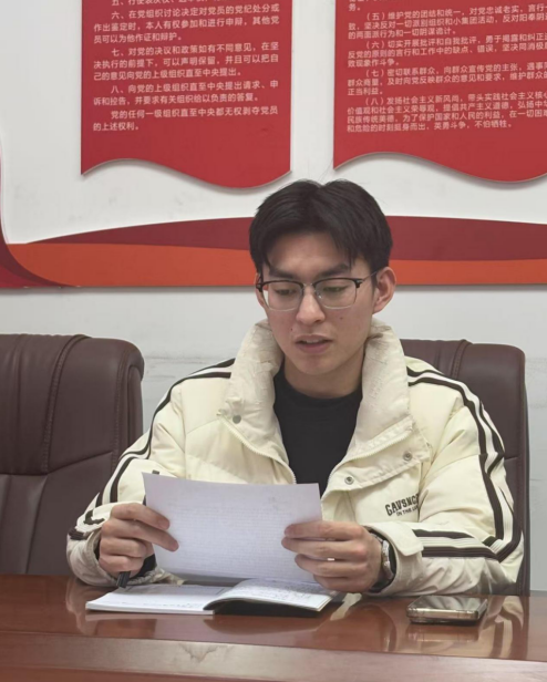 深入方可浅出,厚积才能薄发 ——湘潭市第二中学开展青年教师学习活动 深入方可浅出,厚积才能薄发 ——湘潭市第二中学开展青年教师学习活动