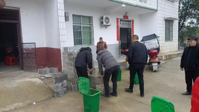 兄弟阋墙 民警致和 兄弟阋墙 民警致和