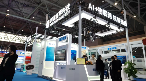 柯渡医学科技亮相医学装备大会，ai 物联网助力医疗设备数智化转型