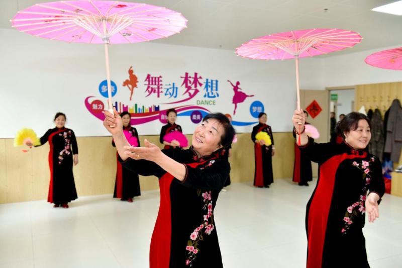 山东郓城：让老有所养幼有所育