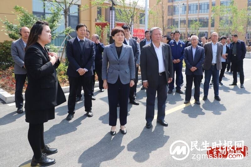 “高科技”加持 让养老更“智能” 钢城区综合养老服务中心正式运营启用