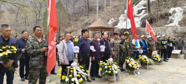 祭奠英雄 铭记历史——苍松翠柏祭先烈 热血丹心缅英雄