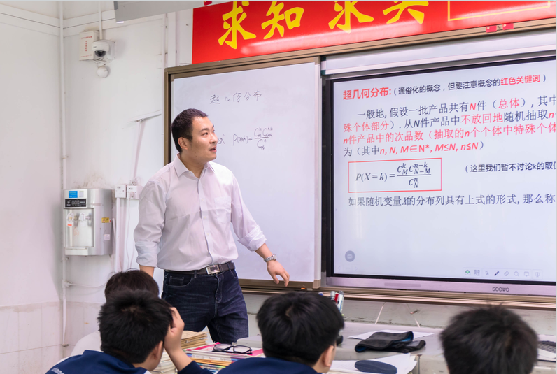 实施“三动”课堂,激发教育活力——记教学开放日语文、数学、英语展示课 实施“三动”课堂,激发教育活力——记教学开放日语文、数学、英语展示课