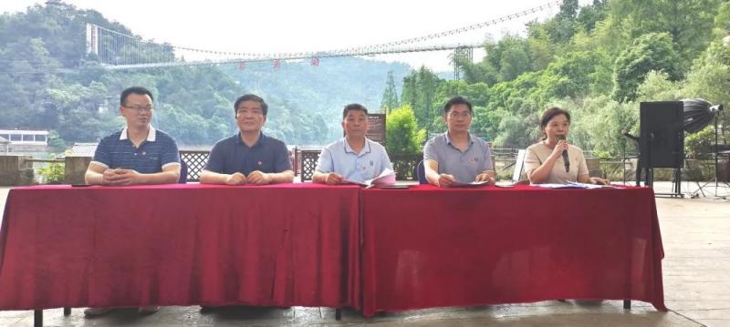 弘扬五四精神 传承创新发展——湘潭市中医医院开展纪念五四运动105周年主题团日活动 弘扬五四精神 传承创新发展——湘潭市中医医院开展纪念五四运动105周年主题团日活动