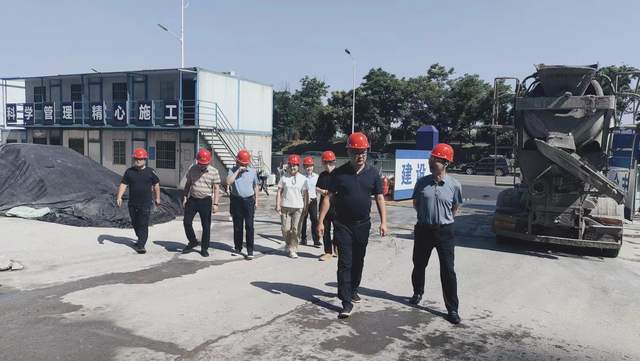 县领导带队检查指导建筑工地扬尘污染治理工作 县领导带队检查指导建筑工地扬尘污染治理工作