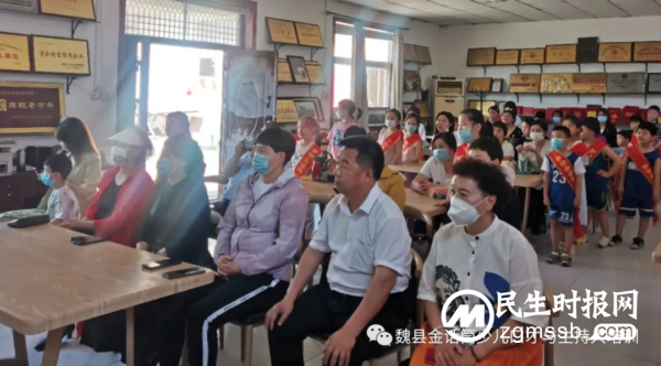 “浓浓粽香聚庭院 传统浸润庆六一”