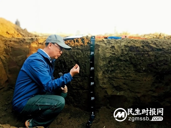 黑土地告急!事关14亿人的饭碗 黑土地告急!事关14亿人的饭碗