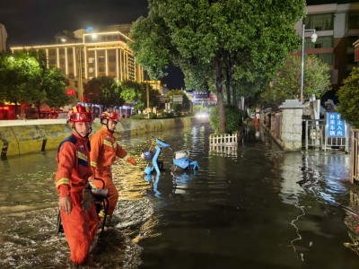 暴雨突袭全力守护！昭通消防紧急出动救援