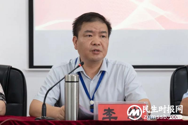 致敬医师节,最美“医”瞬间——湘潭市中医医院隆重庆祝第六届“中国医师节” 致敬医师节,最美“医”瞬间——湘潭市中医医院隆重庆祝第六届“中国医师节”
