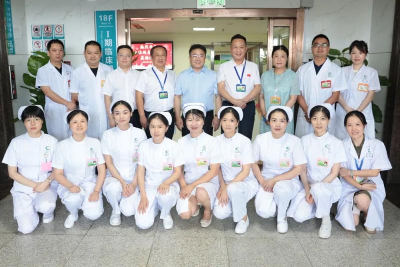 【中心医院·医者红】湘潭市中心医院i期临床试验研究室重装起航:跑出新药研发和临床试验“加速度” 【中心医院·医者红】湘潭市中心医院i期临床试验研究室重装起航:跑出新药研发和临床试验“加速度”