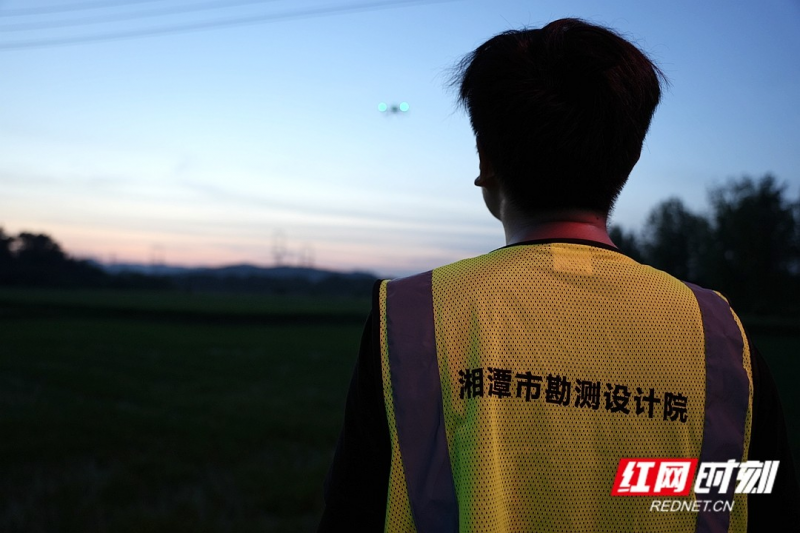 不服“暑”!“毫厘必较”的湘潭测绘人 不服“暑”!“毫厘必较”的湘潭测绘人