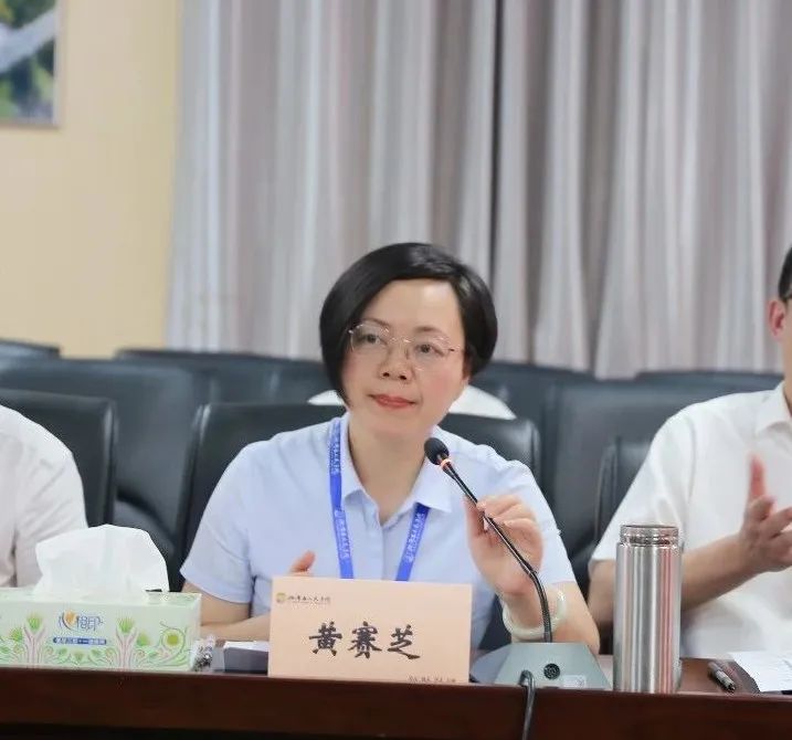【崇尚人文精神,彰显医者仁心】湘潭县人民医院召开第七届中国医师节座谈会暨表彰大会 【崇尚人文精神,彰显医者仁心】湘潭县人民医院召开第七届中国医师节座谈会暨表彰大会