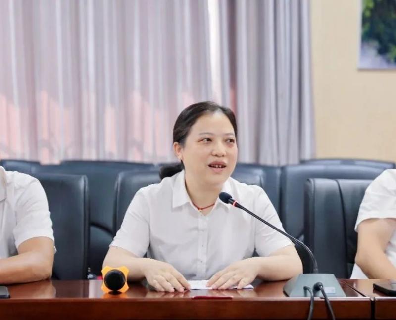 【崇尚人文精神,彰显医者仁心】湘潭县人民医院召开第七届中国医师节座谈会暨表彰大会 【崇尚人文精神,彰显医者仁心】湘潭县人民医院召开第七届中国医师节座谈会暨表彰大会