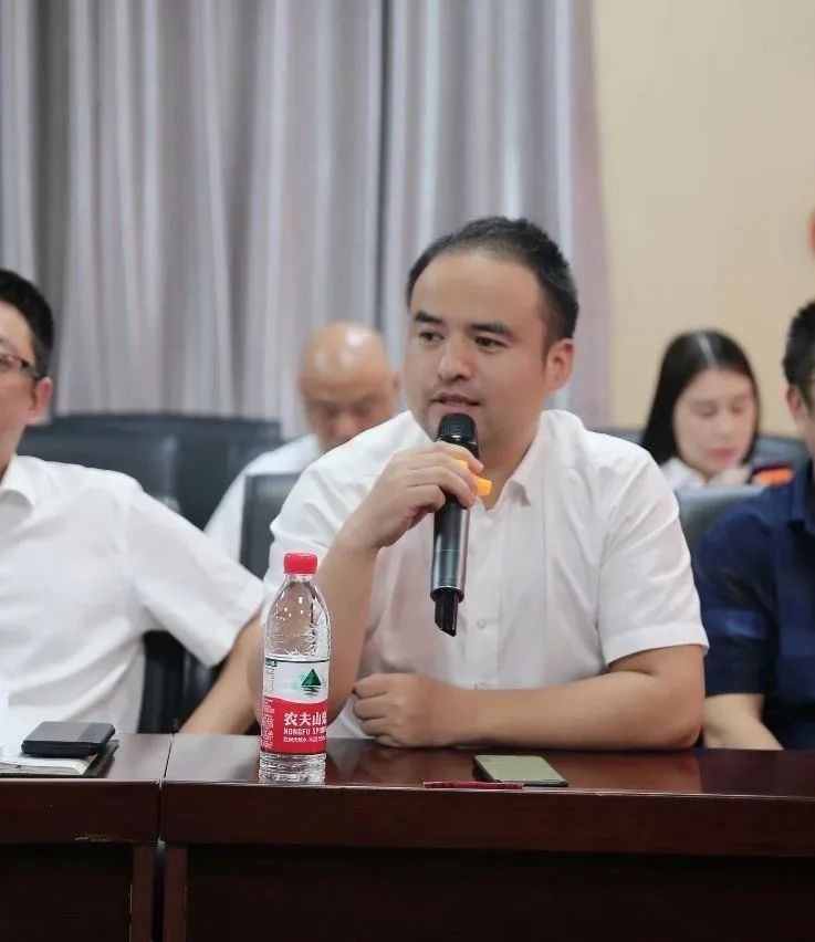 【崇尚人文精神,彰显医者仁心】湘潭县人民医院召开第七届中国医师节座谈会暨表彰大会 【崇尚人文精神,彰显医者仁心】湘潭县人民医院召开第七届中国医师节座谈会暨表彰大会