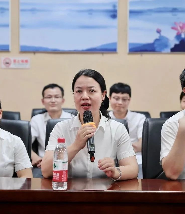 【崇尚人文精神,彰显医者仁心】湘潭县人民医院召开第七届中国医师节座谈会暨表彰大会 【崇尚人文精神,彰显医者仁心】湘潭县人民医院召开第七届中国医师节座谈会暨表彰大会