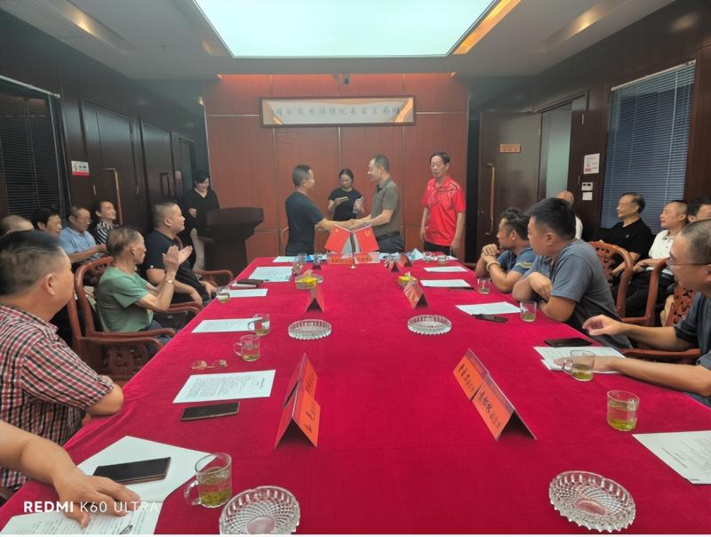 湘潭市收藏协会与“湖南亘古”签订 《战略合作框架协议》 旨在弘扬中华优秀传统文化、促进文化产业融合发展 湘潭市收藏协会与“湖南亘古”签订 《战略合作框架协议》 旨在弘扬中华优秀传统文化、促进文化产业融合发展