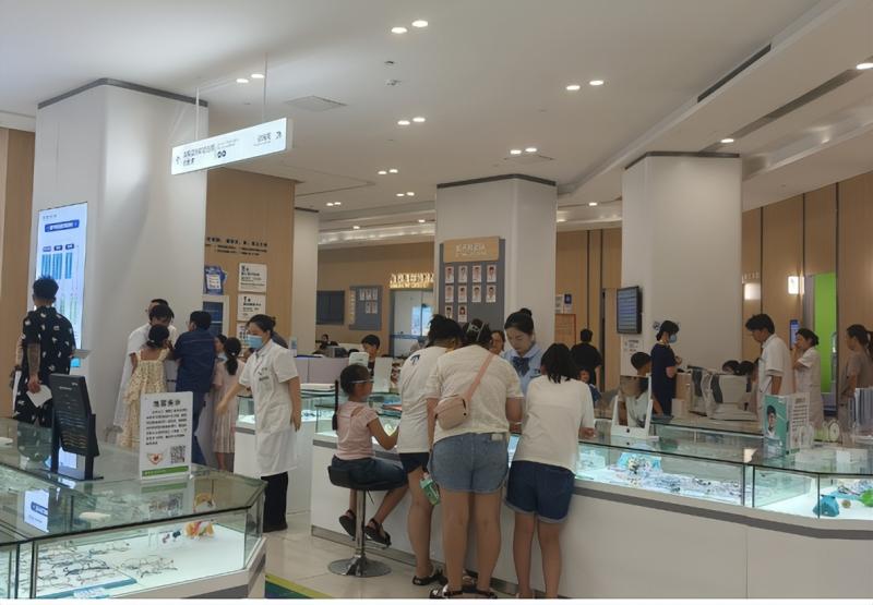 惊呆了,家长!暑假宅家不出门,视力猛涨100度 惊呆了,家长!暑假宅家不出门,视力猛涨100度