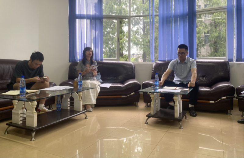 研无止境 教出精彩|湘潭市第一中学召开新学期教研组长会议 研无止境 教出精彩|湘潭市第一中学召开新学期教研组长会议