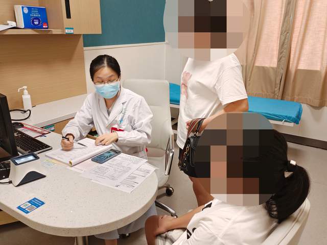 湘潭市中心医院成功举办“个矮先莫慌!跟着潘展乐的秘诀长个!”儿童生长发育主题活动 湘潭市中心医院成功举办“个矮先莫慌!跟着潘展乐的秘诀长个!”儿童生长发育主题活动