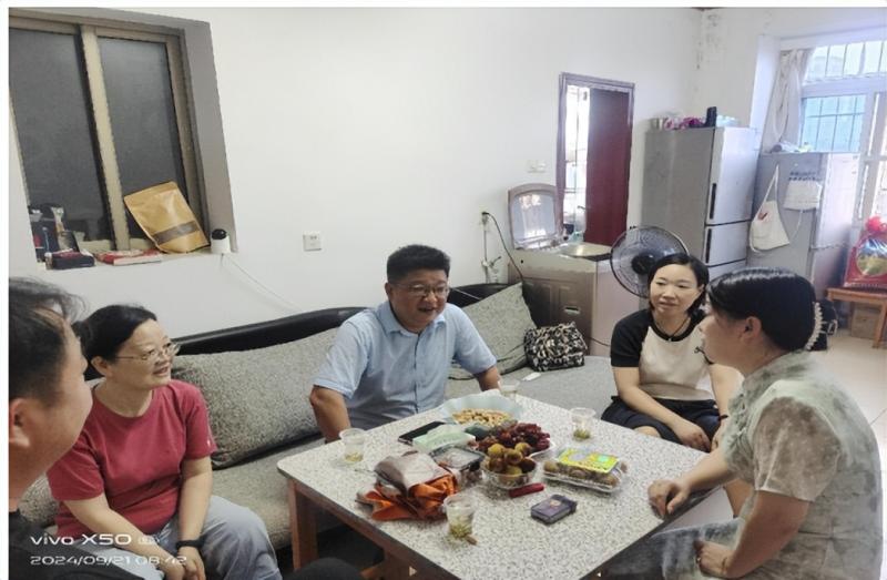 以“访”助成长,以“情”筑心桥 — 湘潭市第二中学初三年级家访纪实 以“访”助成长,以“情”筑心桥 — 湘潭市第二中学初三年级家访纪实