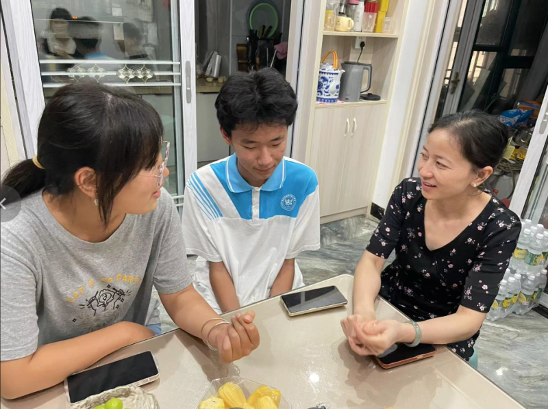 家访暖人心 共育促成长//湘潭市三中高一年级组周末家访 家访暖人心 共育促成长//湘潭市三中高一年级组周末家访