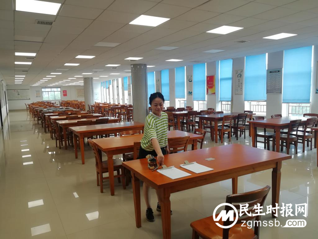 培养阅读习惯,打造潭中书香校园 培养阅读习惯,打造潭中书香校园