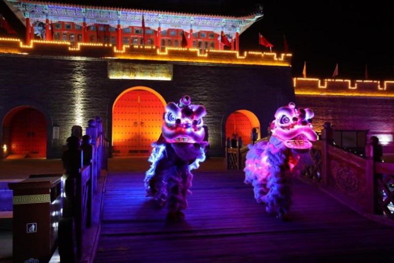 “枫从草原来”2024 年兴安盟五角枫文化旅游季盛大开幕 “枫从草原来”2024 年兴安盟五角枫文化旅游季盛大开幕
