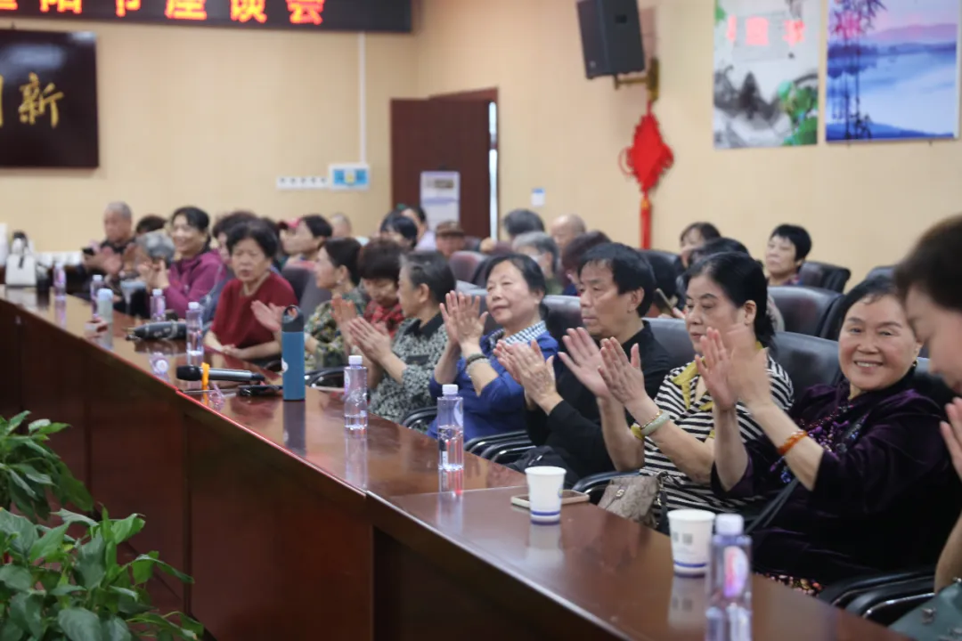 情暖重阳,爱满金秋——湘潭县人民医院开展重阳节系列活动 情暖重阳,爱满金秋——湘潭县人民医院开展重阳节系列活动