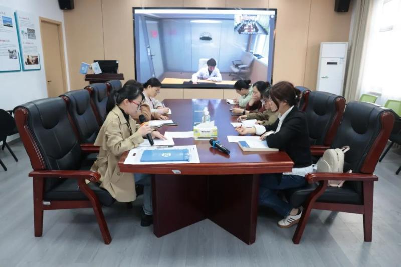 【大病不出市】协和专家横跨1500公里“云会诊”,让患者更有“医”靠 【大病不出市】协和专家横跨1500公里“云会诊”,让患者更有“医”靠