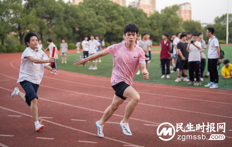 悦动青春,当“燃”不让——2023年湘潭凤凰中学校园运动会 悦动青春,当“燃”不让——2023年湘潭凤凰中学校园运动会