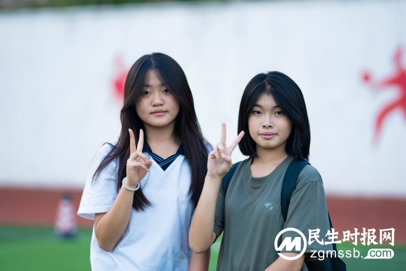 悦动青春,当“燃”不让——2023年湘潭凤凰中学校园运动会 悦动青春,当“燃”不让——2023年湘潭凤凰中学校园运动会